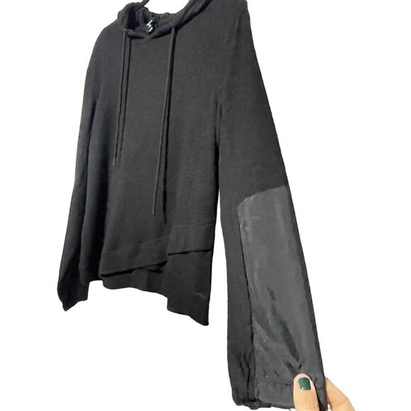 Tahari Sport Long Sleeve Pull Over Hooded Jacket Black Size L - Picture 5 of 5